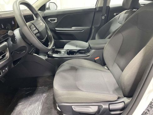 New 2026 Kia K4 FWD image 16