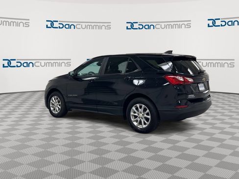 Used 2020 Chevrolet Equinox LS w/ LS Convenience Package image 6