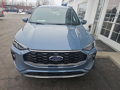 Used 2023 Ford Escape ST-Line Elite image 3