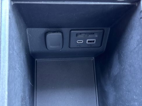 Used 2021 Chevrolet Blazer RS image 28