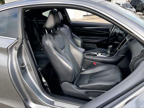 Used 2017 INFINITI Q60 3.0t Sport image 8