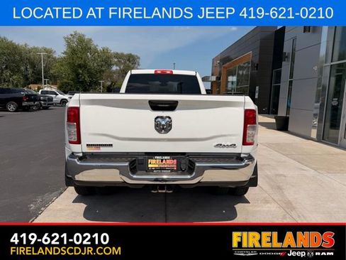 Used 2024 RAM 3500 Big Horn AWD/4WD image 3