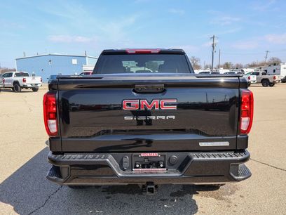 New 2026 GMC Sierra 1500 Elevation w/ Elevation Select Package