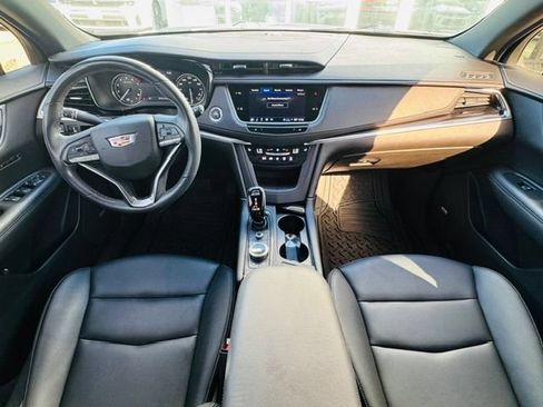 Used 2022 Cadillac XT6 Luxury AWD/4WD image 13