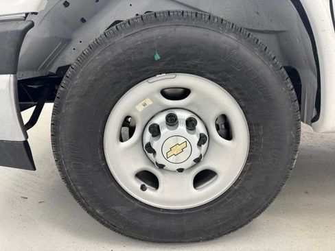 New 2026 Chevrolet Express 3500 w/ Power Convenience Package RWD image 42