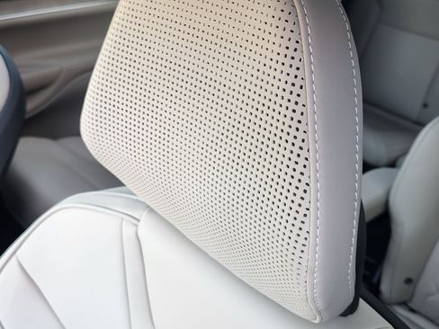 New 2025 Volvo EX90 Ultra image 14