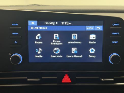Used 2025 Hyundai Elantra SE FWD image 8