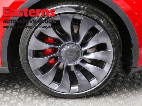 Used 2022 Tesla Model Y Performance image 28