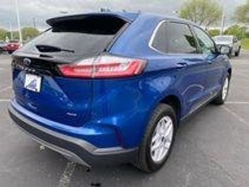 Certified 2023 Ford Edge SEL w/ Convenience Package AWD/4WD image 11