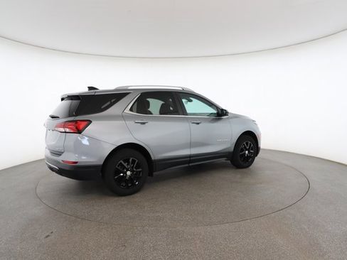 Used 2023 Chevrolet Equinox LT w/ Driver Convenience Package image 19