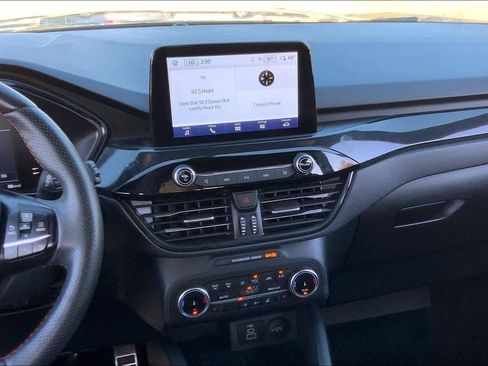 Used 2024 Ford Escape ST-Line image 6