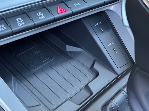 New 2025 Audi Q3 2.0T Premium image 34