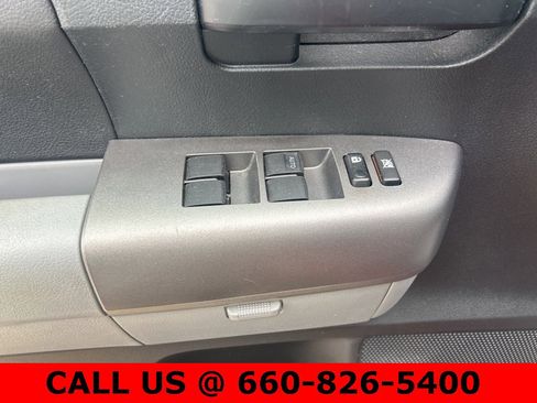 Used 2012 Toyota Tundra 4x4 CrewMax image 19