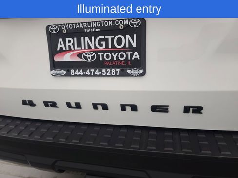Used 2025 Toyota 4Runner SR5 image 11