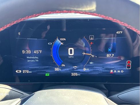 Used 2024 Chevrolet Blazer EV RS image 17