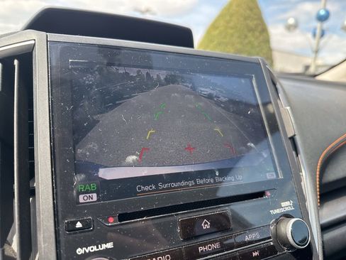 Used 2020 Subaru Crosstrek 2.0i Limited w/ Moonroof Package image 12