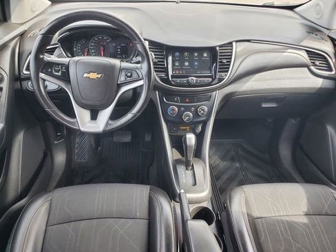 Certified 2019 Chevrolet Trax LT w/ Driver Confidence Package AWD/4WD image 25