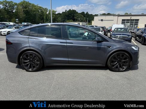 Used 2022 Tesla Model X Plaid AWD/4WD image 9
