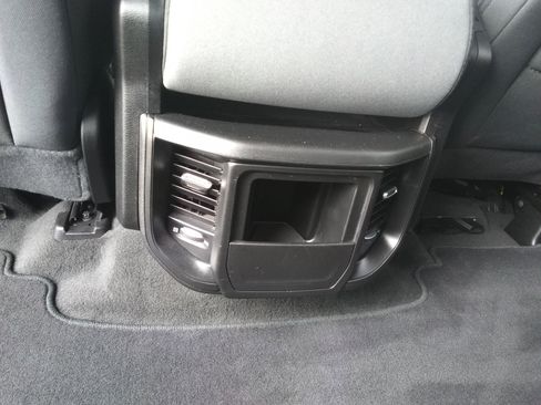 Used 2023 RAM 1500 Big Horn AWD/4WD image 9