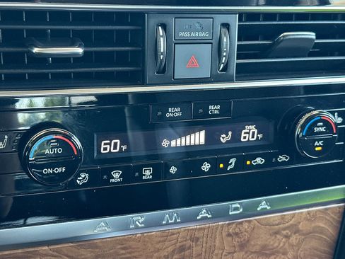 Used 2022 Nissan Armada SL w/ Captain's Chairs Package image 22