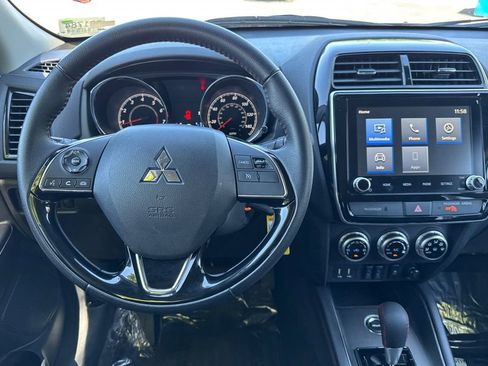 Used 2025 Mitsubishi Outlander Sport SE AWD/4WD image 14