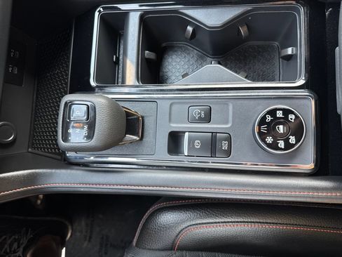 Used 2026 Nissan Pathfinder Rock Creek AWD/4WD image 24