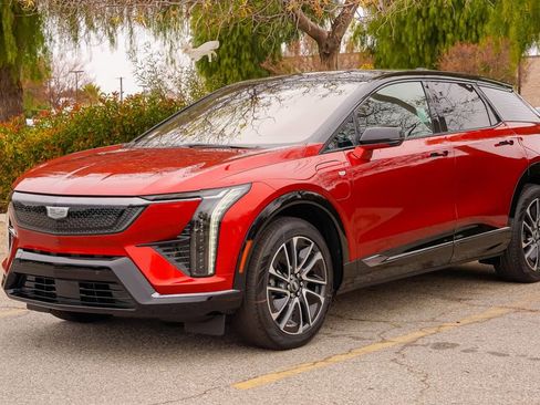 New 2026 Cadillac Optiq Sport 2 RWD image 3