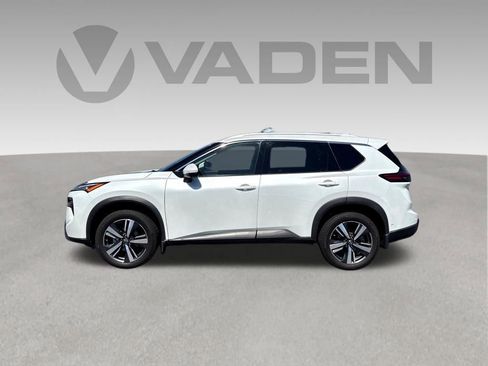 Used 2024 Nissan Rogue SL w/ SL Premium Package AWD/4WD image 32