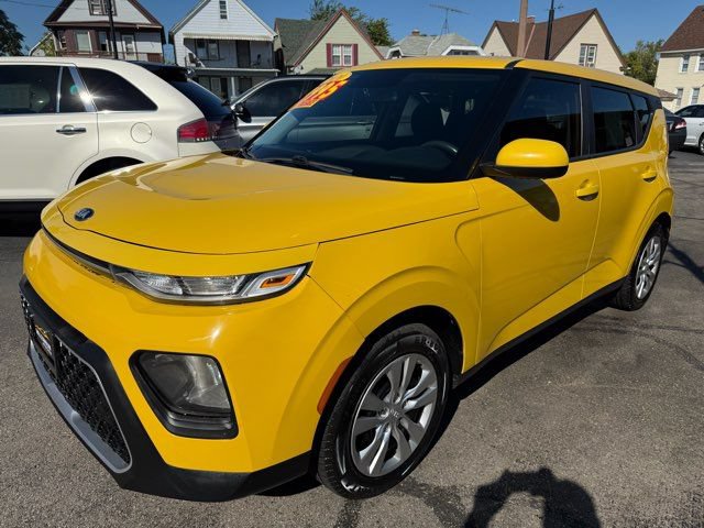 Used 2020 Kia Soul LX FWD image 3