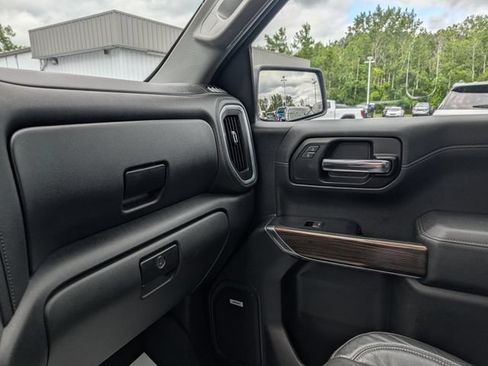 Used 2019 Chevrolet Silverado 1500 LT Trail Boss AWD/4WD image 37