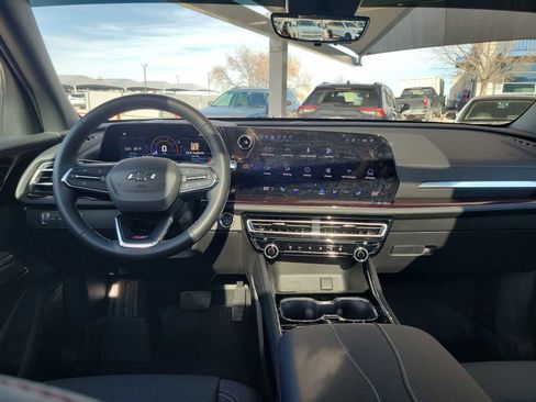 Used 2026 Chevrolet Traverse Z71 w/ Driver Confidence Package image 16