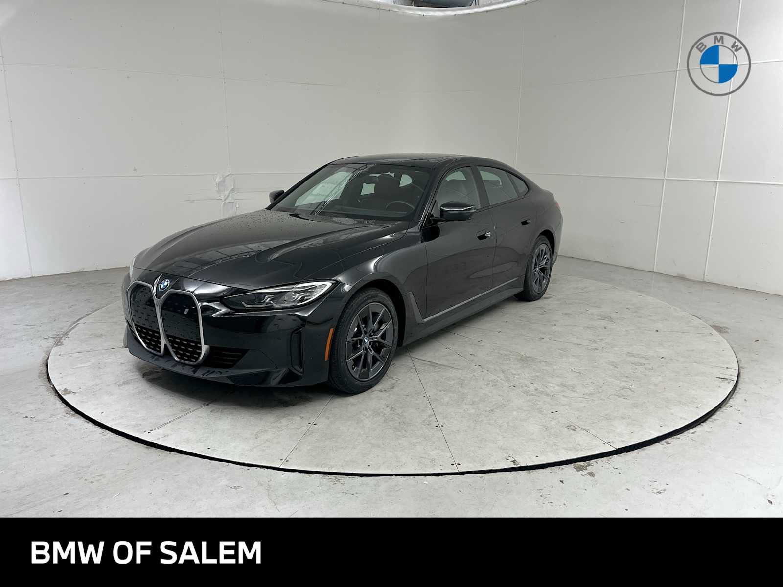 Used 2023 BMW i4 eDrive35 w/ Premium Package RWD image 1