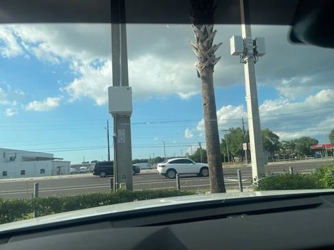 Used 2025 Toyota Camry SE FWD image 12