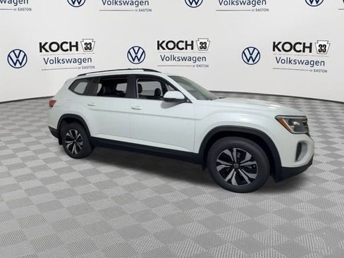 New 2026 Volkswagen Atlas SE image 11