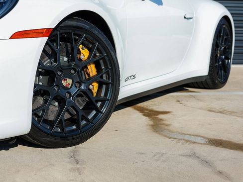 Certified 2024 Porsche 911 Carrera GTS image 12