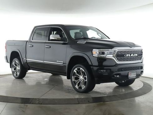 Used 2022 RAM 1500 Limited AWD/4WD image 2
