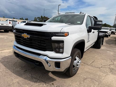 New 2026 Chevrolet Silverado 3500 W/T w/ WT Convenience Package AWD/4WD image 1