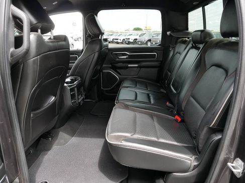 Used 2019 RAM 1500 Laramie w/ Sport Appearance Package AWD/4WD image 15