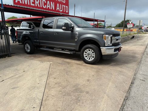 Used 2019 Ford F250 XL w/ STX Appearance Package AWD/4WD image 1