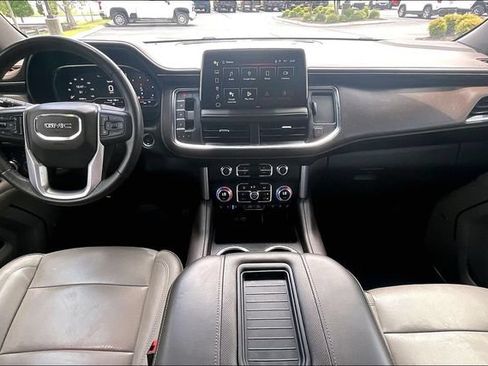 Used 2022 GMC Yukon SLT w/ SLT Premium Package AWD/4WD image 15