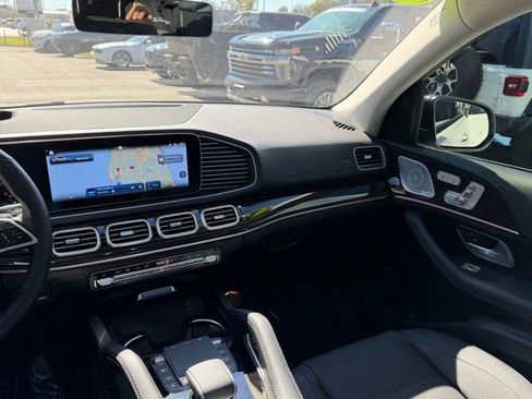 Used 2024 Mercedes-Benz GLE 580 4MATIC image 39