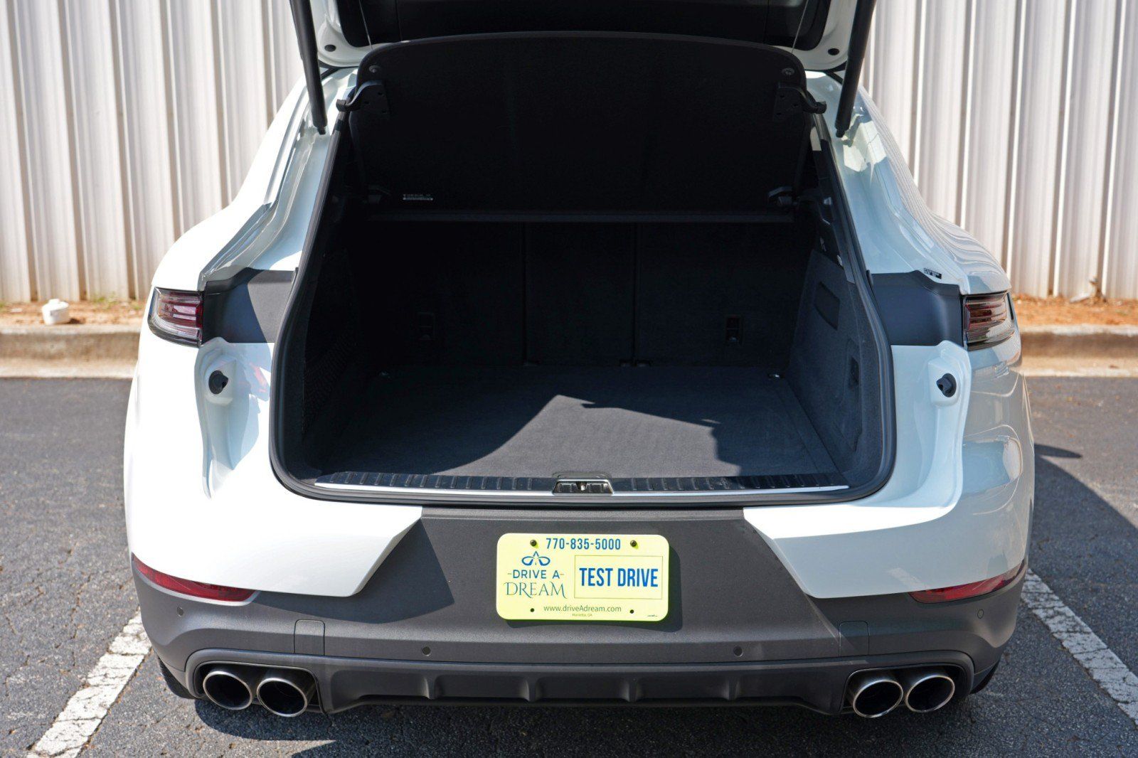 Used 2024 Porsche Cayenne S AWD/4WD image 10