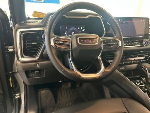 Certified 2023 GMC Canyon Elevation w/ Elevation Premium Package AWD/4WD image 13