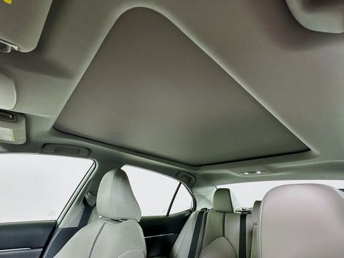 Used 2023 Toyota Camry XLE w/ Navigation Package image 26