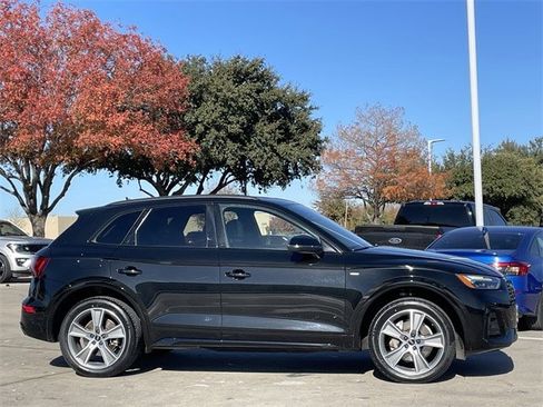 Used 2025 Audi Q5 2.0T Premium image 3