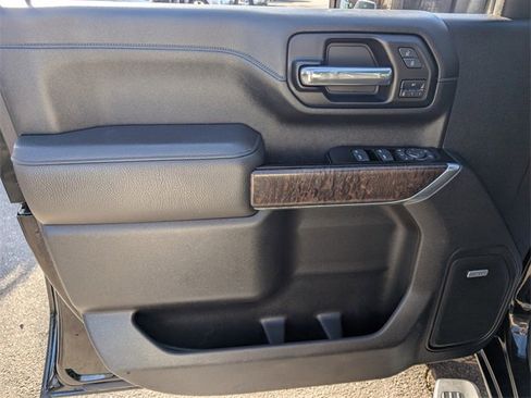 Used 2020 GMC Sierra 2500 Denali w/ Denali Ultimate Package image 13