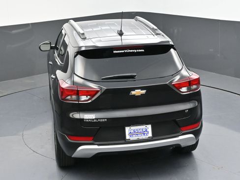 Used 2023 Chevrolet TrailBlazer LT FWD image 46