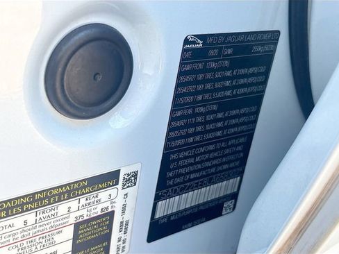 Used 2020 Jaguar F-PACE SVR image 44