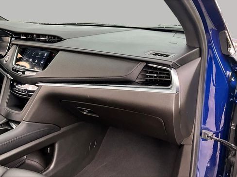 Used 2024 Cadillac XT6 Luxury FWD image 17