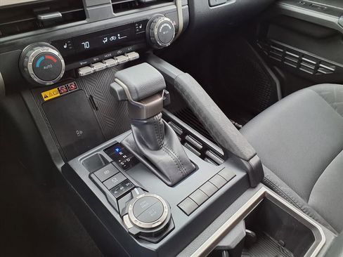 Certified 2025 Toyota Tacoma SR5 image 25